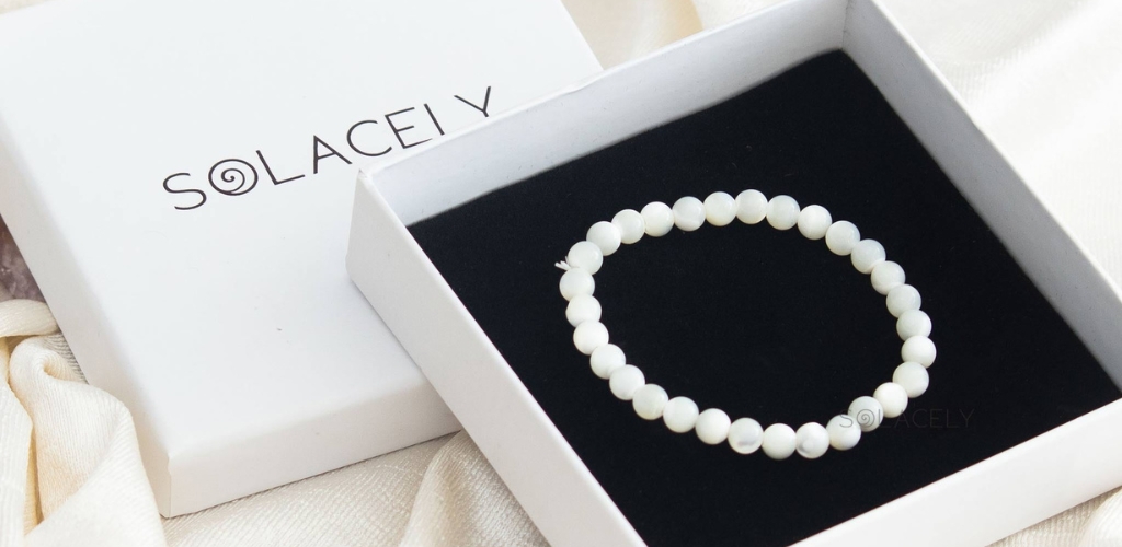 Which Hand to Wear a Mother of Pearl Bracelet