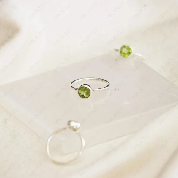 Peridot Sterling Silver Ring - Image 3