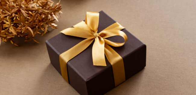 Wedding return gifts for groomsmen