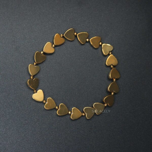shimmering gold heart bracelet