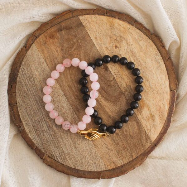 Magnetic Holding Hand Clasp Couple Bracelet - Image 8