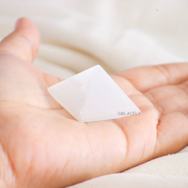 Mini Crystal Pyramids - Image 11