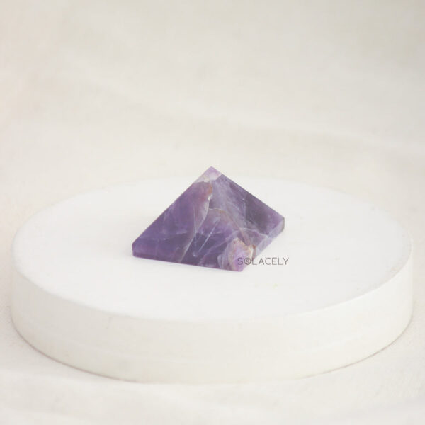 Mini Crystal Pyramids - Image 14